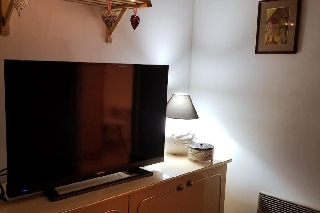 Atelier 12, Feeling Like An Artist! Promo Price Apartamento Belgrado Exterior foto